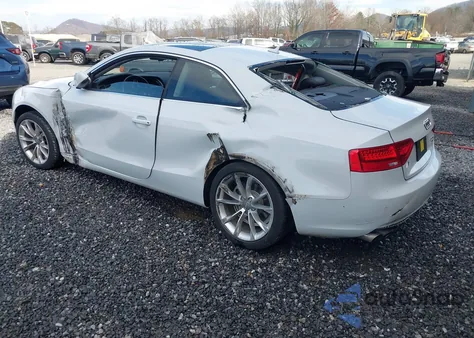 2014 Audi A5 2.0T Premium z USA, uszkodzony, nr VIN WAULFAFR5EA072978